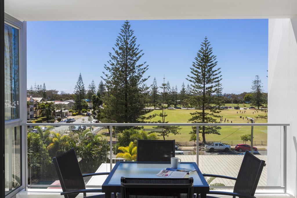 Ocean Pacific Resort - Official Broadbeach Eksteriør billede